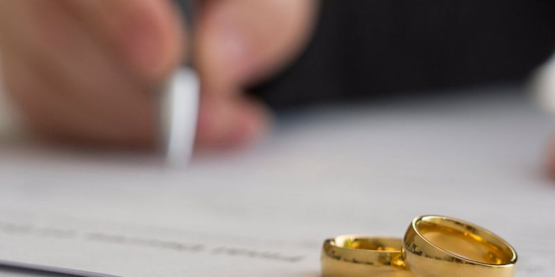 Need a divorce attorney in The Woodlands, TX? Contact Matt Horak today for guidance.
